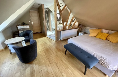 Monts-en-Ternois Bed & Breakfast | Chambre d'hôte with balcony (2 pers)