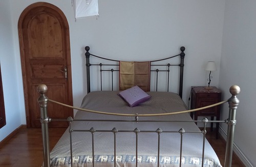 Trausse Bed & Breakfast | Chambre D'hotes au Calme, Niché à Trausse, à Seulement 20 min de Carcassonne
