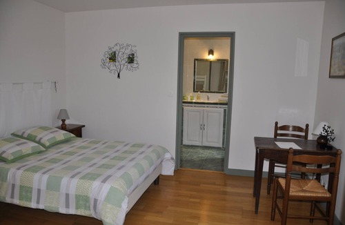 Charols House | Chambre d'hotes l'Olive