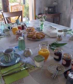 Mesnil-Val Bed & Breakfast | Chambre D'hotes Le Clos Fleuri