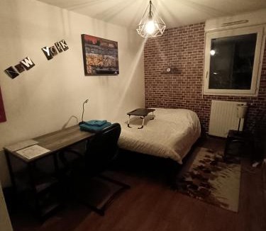 Saint-Martin-d'Heres House | Chambre dans appartement Saint Martin d'Hères près du Campus, UGA et Neyrpic