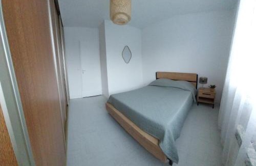 Montois-la-Montagne House | Chambre dans pavillon
