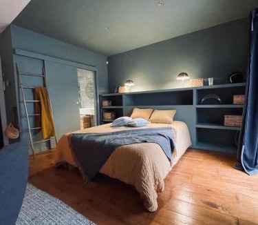 Gambetta House | Chambre dans maison de ville avec piscine et garage en centre ville