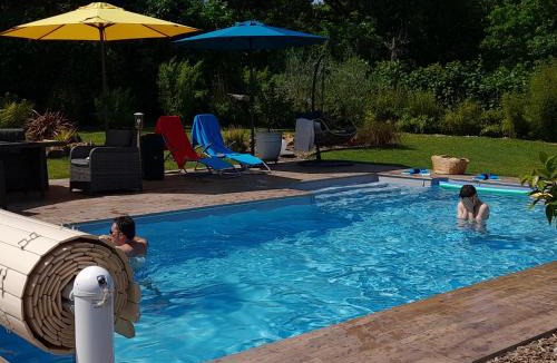 Angrie Bed & Breakfast | CHAMBRE DANS UN ECRIN DE VERDURE