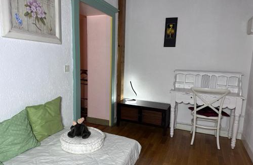 Rouy House | Chambre dans un Moulin