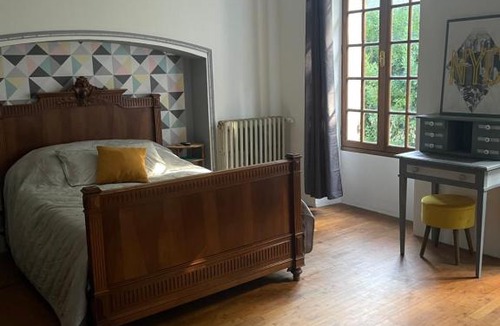Orignolles House | Chambre dans une charentaise