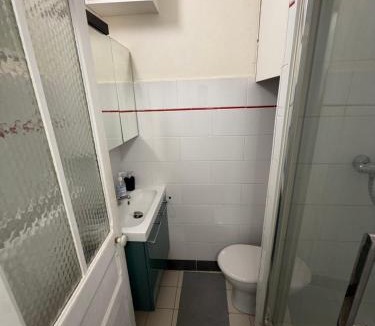 Issy-les-Moulineaux Apartment | Chambre de luxe