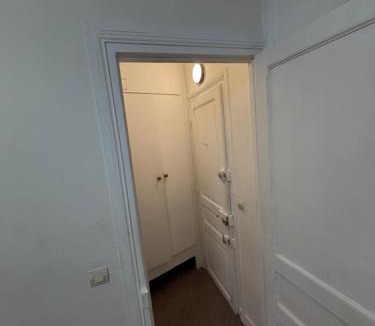 Issy-les-Moulineaux Apartment | Chambre de luxe