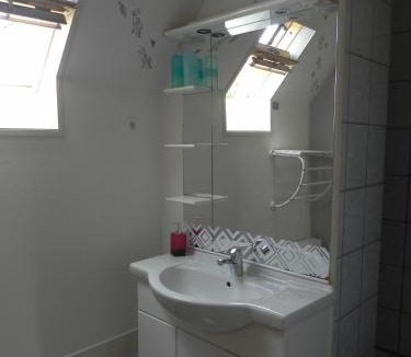Saint-Vigor-le-Grand Bed & Breakfast | Chambre de pouligny