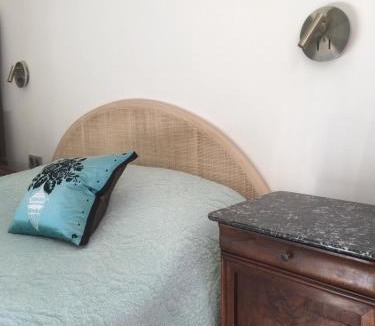 Levallois-Perret Bed & Breakfast | Chambre deux personnes