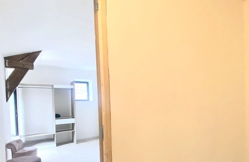 Allassac Bed & Breakfast | Chambre Dhôte Moderne et Confortable