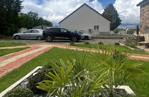 Allassac Bed & Breakfast | Chambre Dhôte Moderne et Tendance