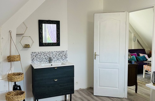 Demouville Bed & Breakfast | Chambre Dhôtes Chez Lhabitant