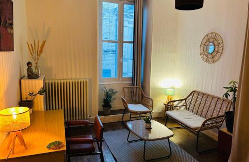 Saint-Maixent-l'Ecole House | Chambre double au 1 er étage