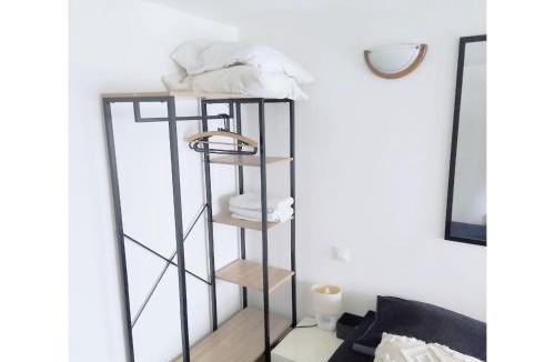 Ris Orangis House | Chambre Double Chez Rhen's
