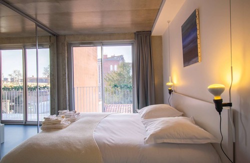 Carmes Apartment | Chambre Double - Vue sur la Garonne