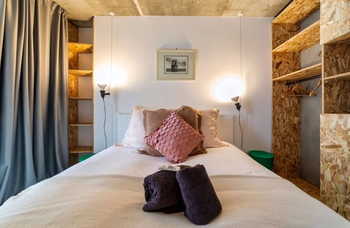 Carmes Apartment | Chambre Double - Vue sur Jardin
