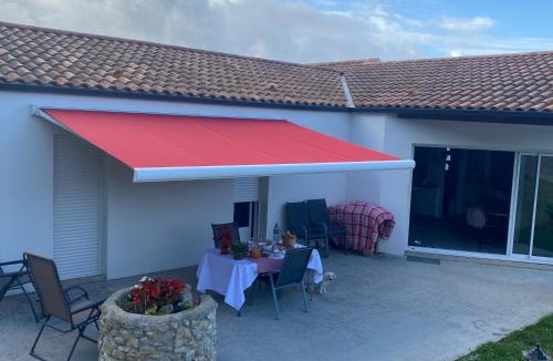 Avrille House | Chambre douillette, calme, lit queen size wifi