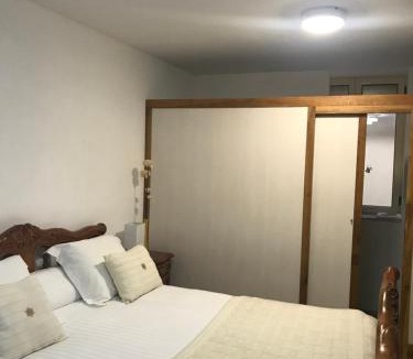Centre Historique Bed & Breakfast | Chambre du couvent