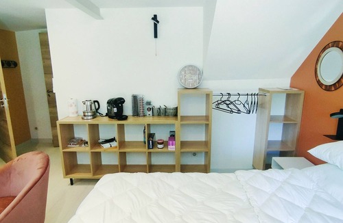 Saint-Jean-de-Vaux House | chambre du moulin brochat 2