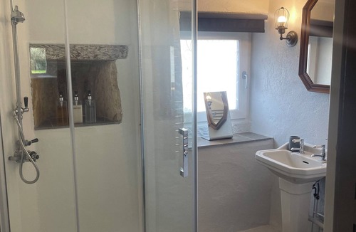 Brux Bed & Breakfast | Chambre du Jardin (bed and breakfast) - family room, sleeping 1-4