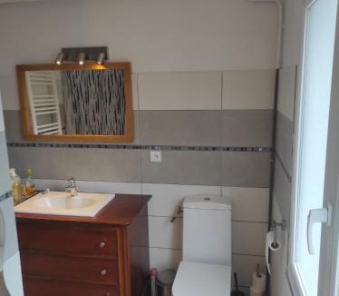 Lodeve House | Chambre entrée indépendante