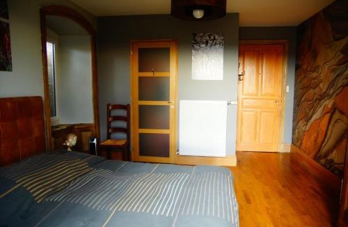 Saint-Pal-De-Mons House | Chambre et pièce à vivre bucolique