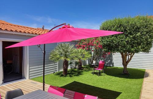 Chateau-d'Olonne House | Chambre et salle d'eau dans dépendance 20 m2, vélos
