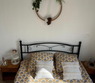 Lisle-sur-Tarn House | Chambre et salle de bain indépendantes
