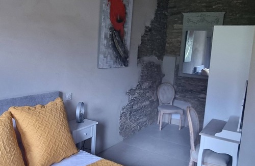 Porri Bed & Breakfast | CHAMBRE FANNY PANORAMIC SEA AND MOUNTAIN VIEW