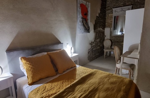 Porri Bed & Breakfast | CHAMBRE FANNY PANORAMIC SEA AND MOUNTAIN VIEW