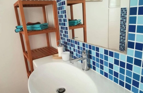 Mortagne-sur-Sevre Bed & Breakfast | Chambre "fil de L'o"