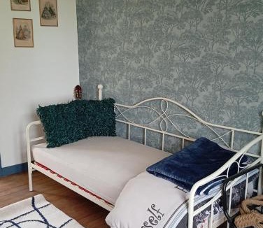 Questrecques Bed & Breakfast | Chambre Fleur de Lys