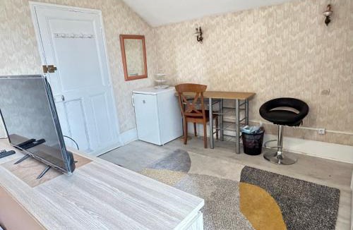 Montceau-les-Mines House | Chambre