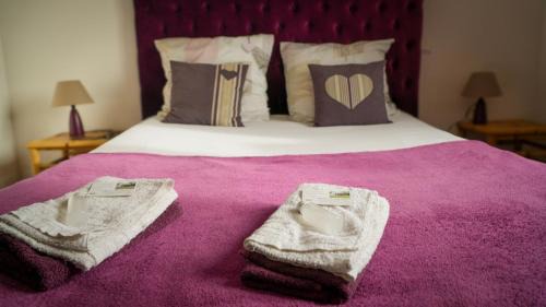 Corcoue-sur-Logne Bed & Breakfast | Chambre d'hôtes Sous Les Grands Chênes LOVE