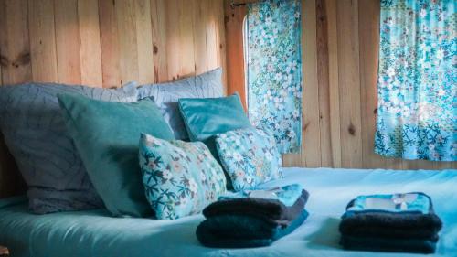 Corcoue-sur-Logne Bed & Breakfast | Chambre d'hôtes Sous Les Grands Chênes Cabane du CHENE