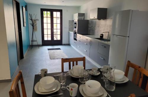 Saint-Genis House | Chambre d'hôte à la villa René