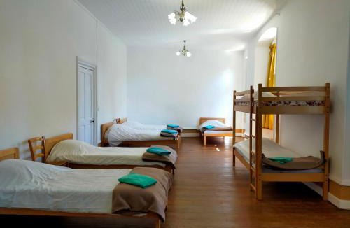 Saint-Geoire-en-Valdaine Other | Chambre chez l'habitant