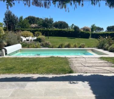 Saint-Melaine-sur-Aubance House | Chambre avec suite - piscine -15 min Angers