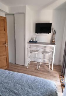 Saint-Mathieu-de-Treviers House | Chambre St-Loup