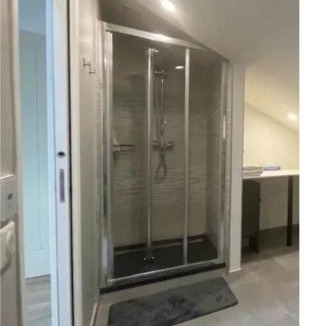 Sainte-Genevieve-des-Bois Apartment | Chambre Attrape rêves