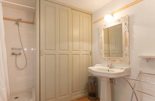 Villeneuve-les-Avignon House | Chambre D Hotes Magnifique 20m2 Petits Dejeuners Comprix