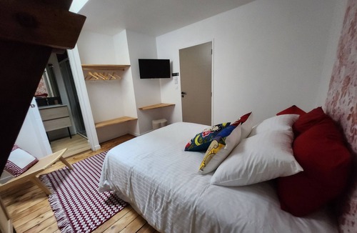 Laval Bed & Breakfast | Chambre Frida Kalho