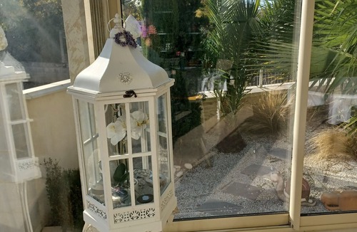 Jaunay-Clan Bed & Breakfast | CHAMBRE HOTES LES ORCHIDEES 6 minutes from Futuroscope CHASSENEUIL 86360