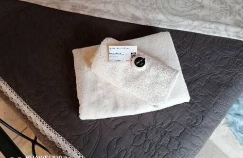 Uzech Bed & Breakfast | Chambre hotes les oiseaux