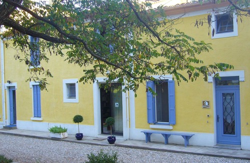 Laure-Minervois Apartment | CHAMBRE HOTES VIOGNIER CHEZ LE VIGNERON