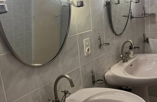 Labastidette Bed & Breakfast | Chambre Indépendante