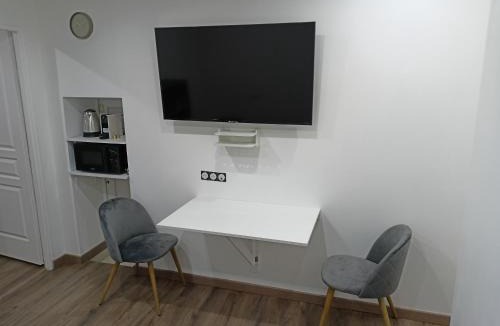 Roye Apartment | Chambre indépendante en plein centre Ville