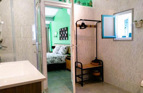 Brezilhac Bed & Breakfast | Chambre Indépendante Piscine, Parc, Cuisine.