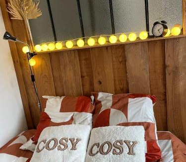 Sandillon Bed & Breakfast | Chambre indépendante proche parcours Loire à Vélo